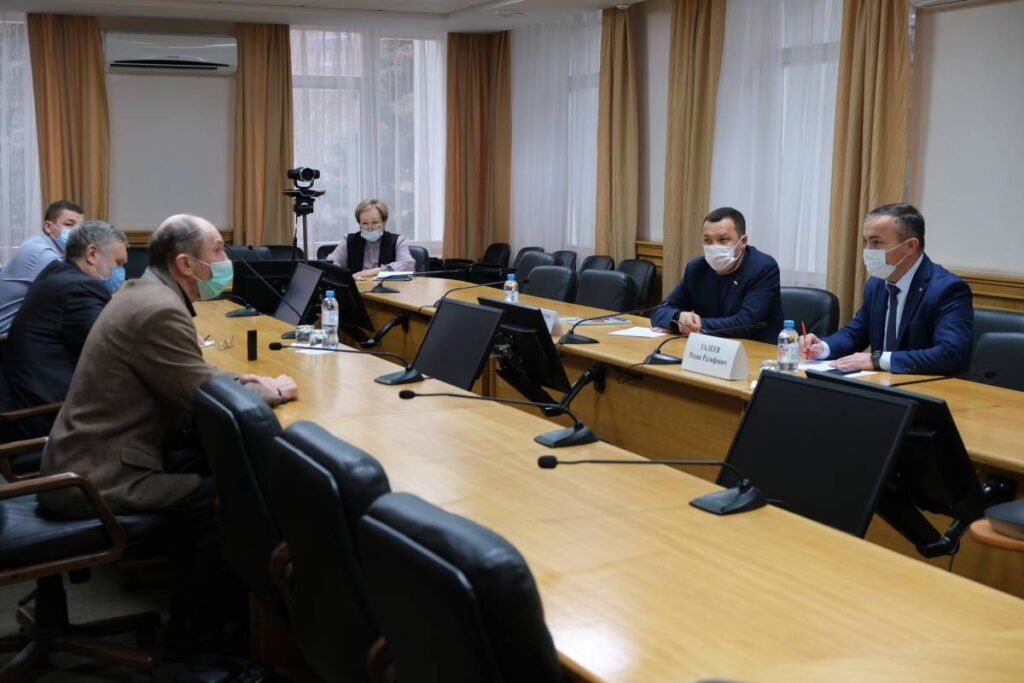 Депутат Госдумы Динар Гильмутдинов провел прием граждан в Стерлитамаке