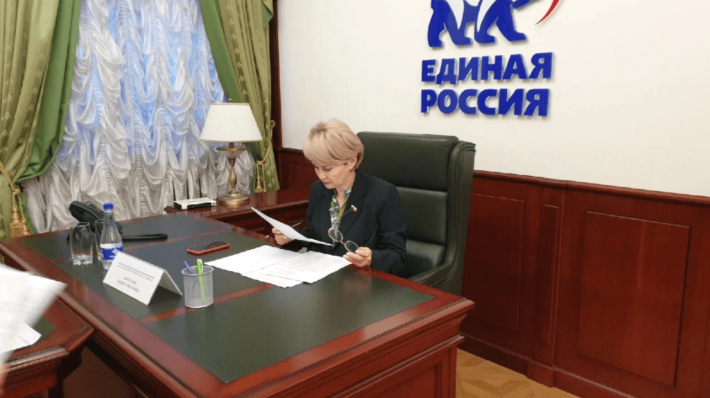 Прием граждан в Общественной приемной «Единой России» провела руководитель Приёмной, депутат Госдумы Эльвира Аиткулова.